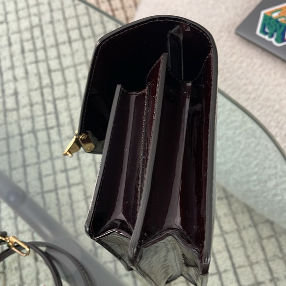 Louis Vuitton Monceau BB in Amatante - Picture 9 of 16